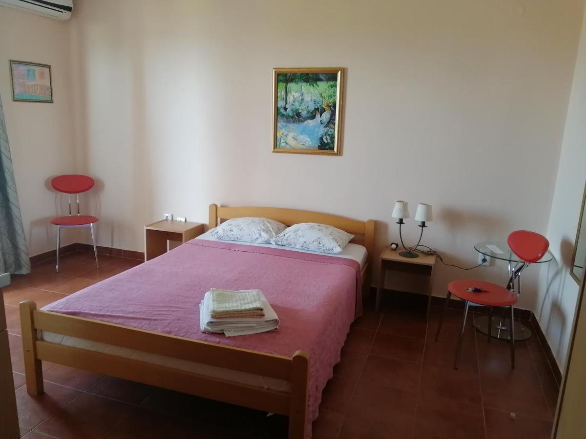 Adriatika Apartman *